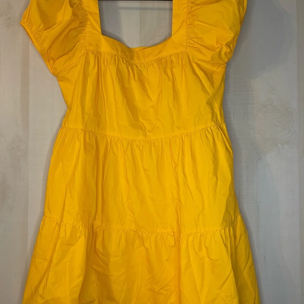 GREYLIN WOMEN'S LORA POPLIN CAP SLEEVE TIERED DRESS SIZE MEDIUM YELLOW ORANGE‎